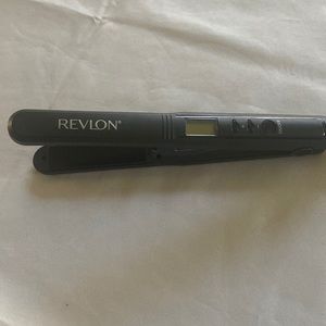Revlon black hair straightener $7